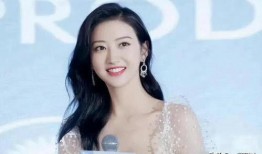 娱乐圈内最新爆料的明星,神秘明星恋情曝光，真相令人震惊！